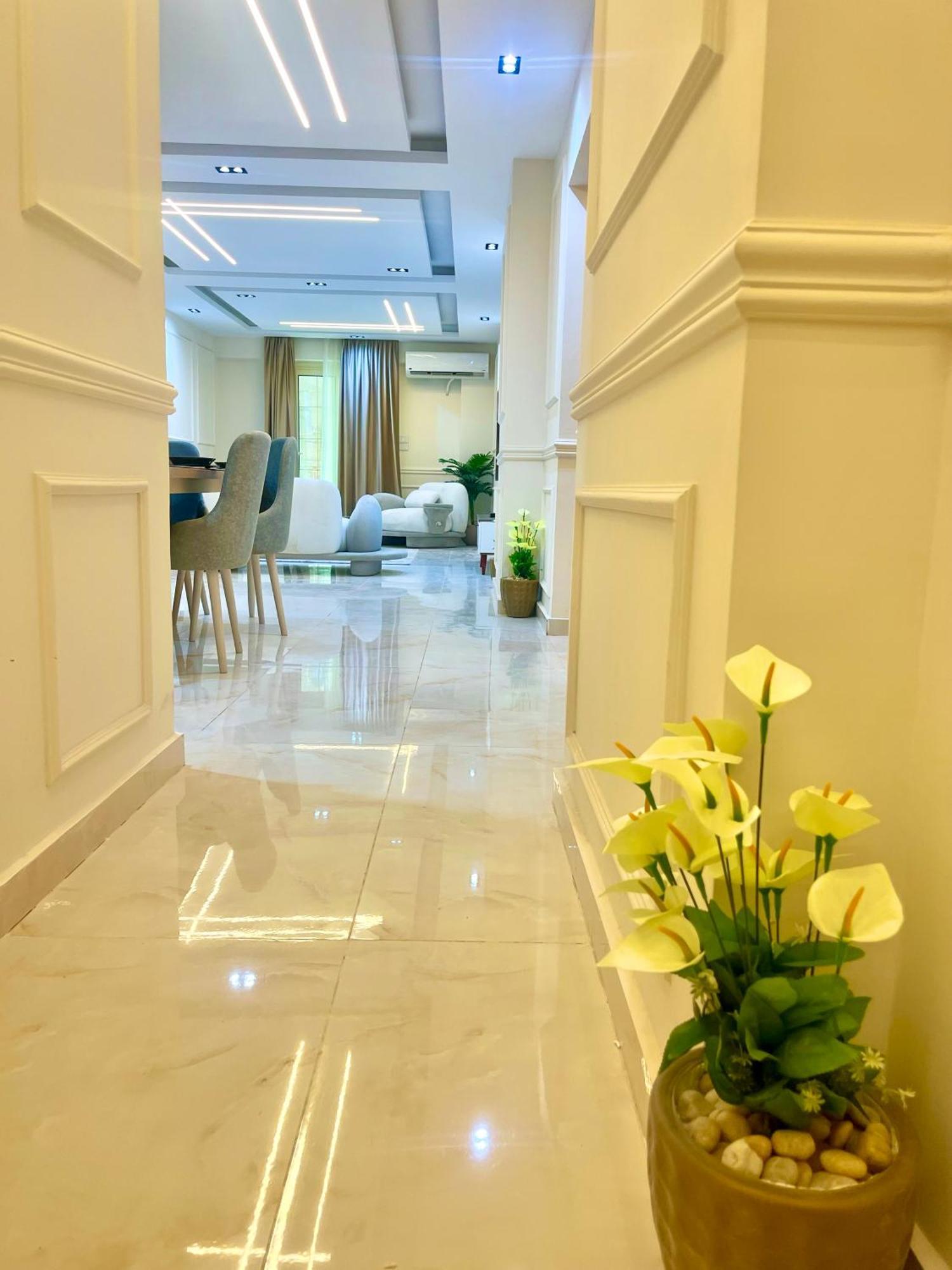 2br Modern In Dokki - Close To Everything *