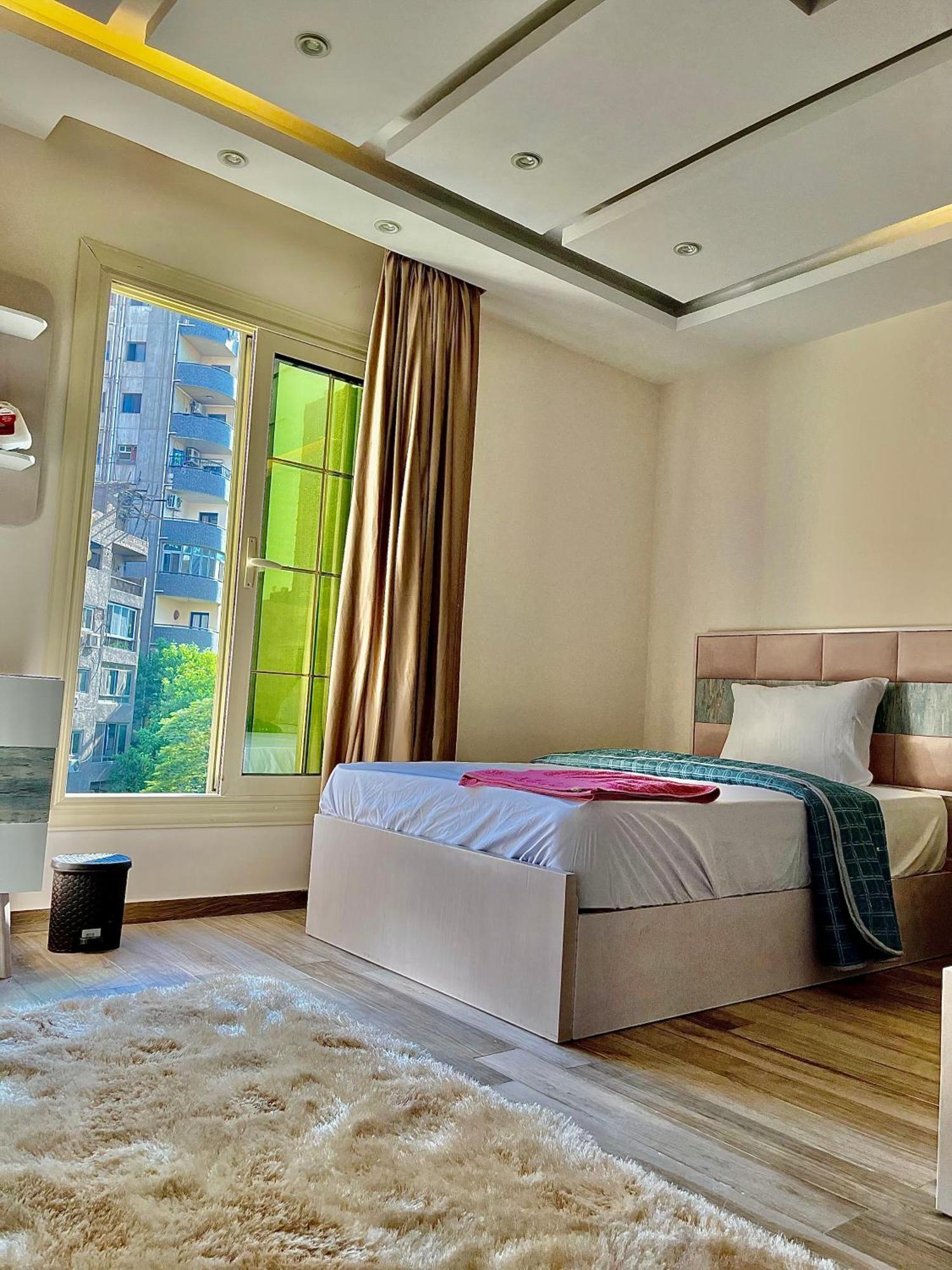 Apartment 2br Modern In Dokki - Close To Everything Cairo